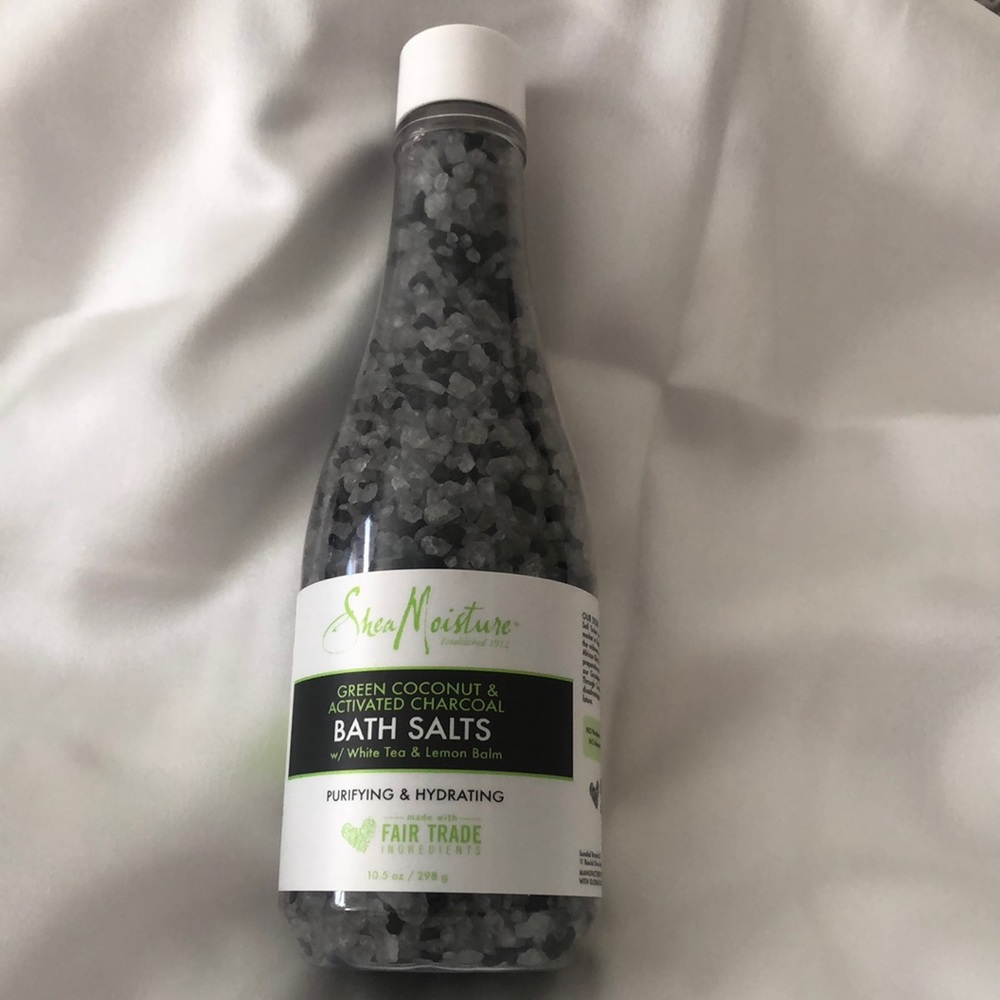 Shea Moisture Green Coconut and Activated Charcoal Bath Salts